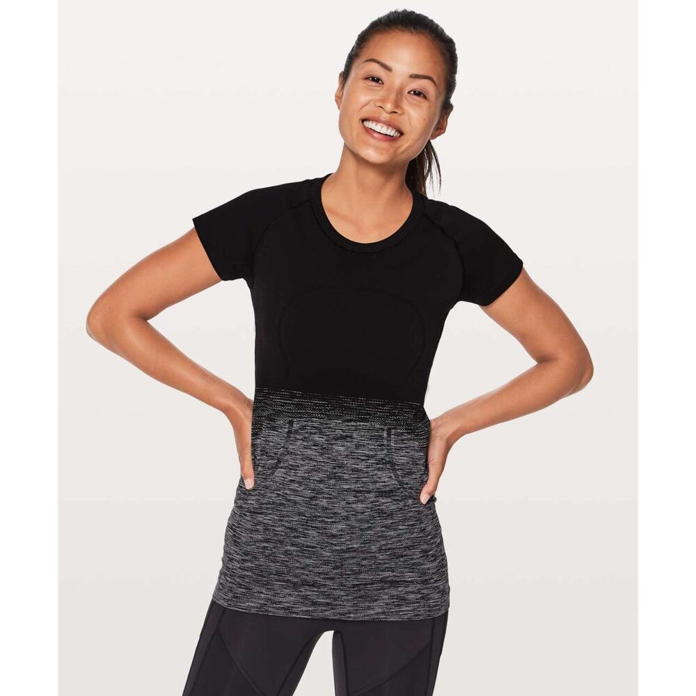 Lululemon Black White Swiftly Tech Short Sleeve Crew Womens 6